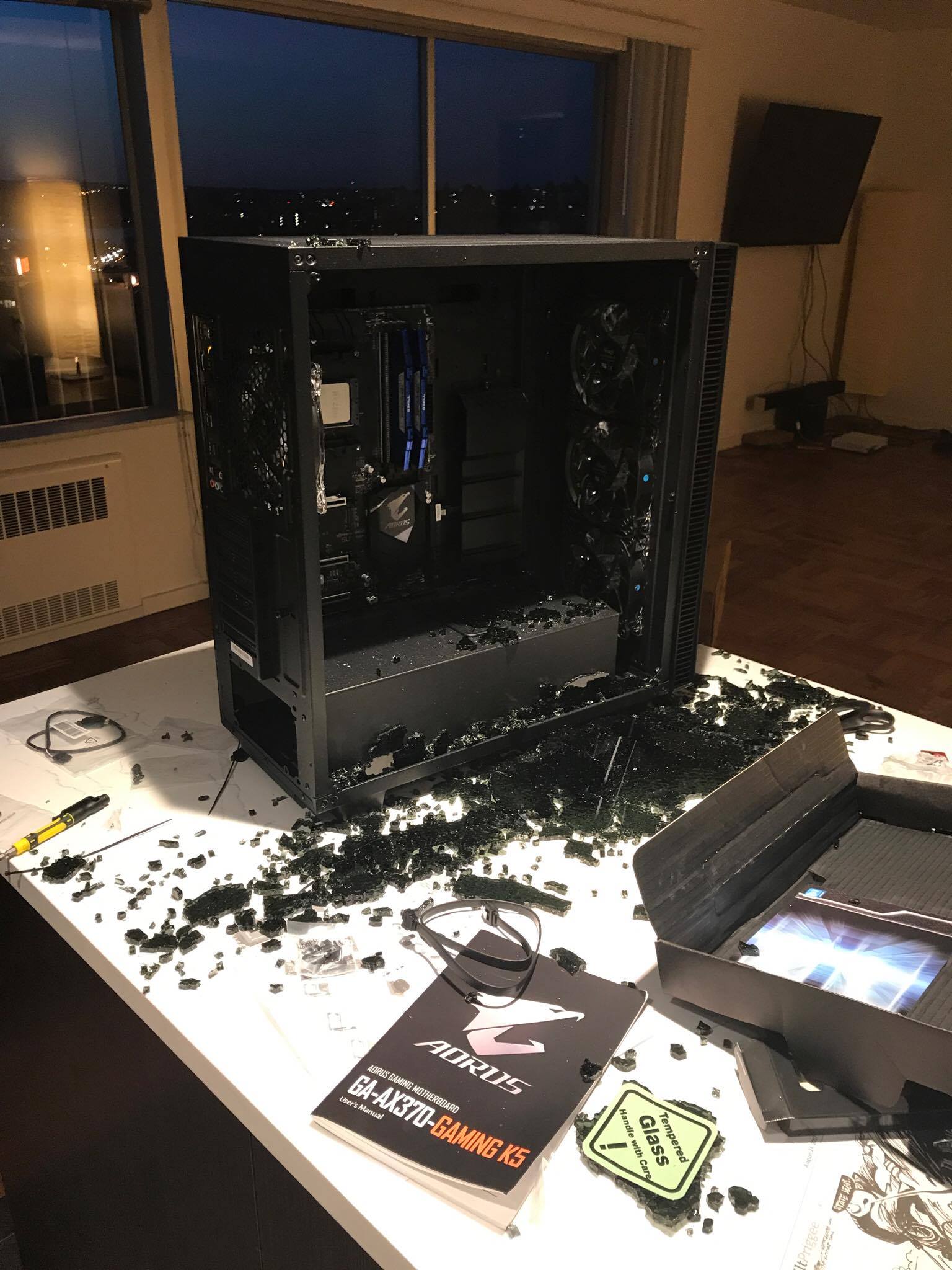 Don't buy tempered glass PC cases